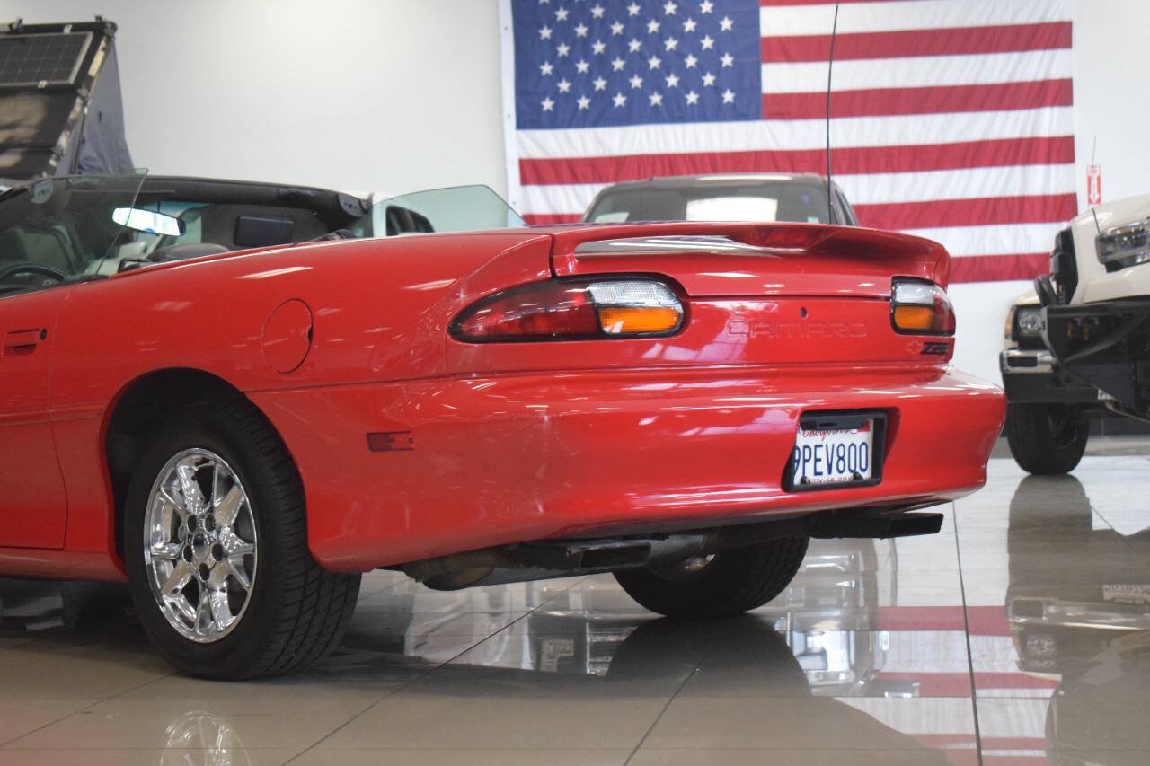 Used 2002 Chevrolet Camaro Z28 RWD image 20