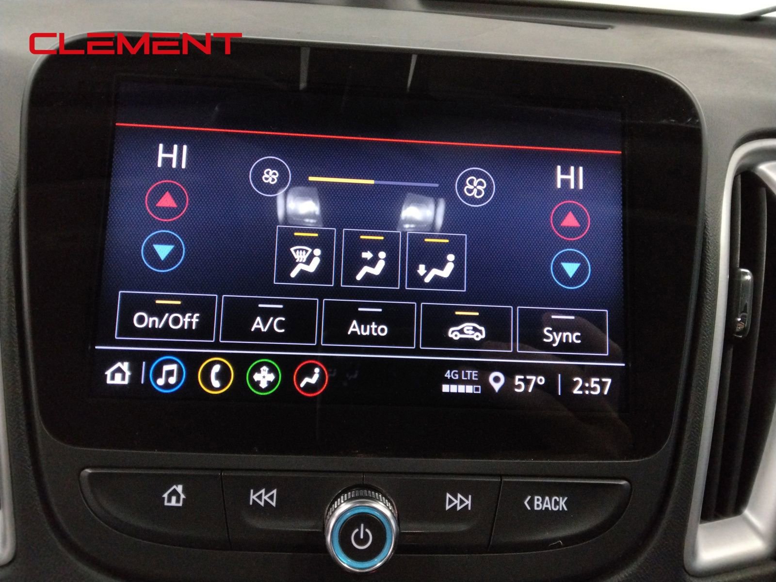 Used 2022 Chevrolet Malibu LT FWD image 23