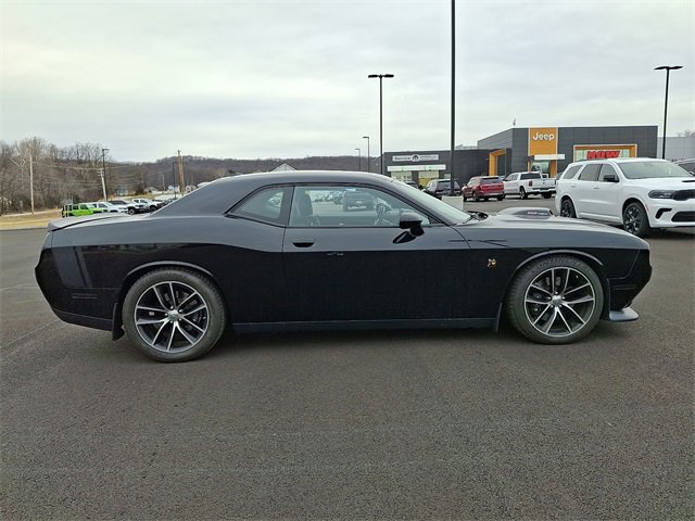 Used 2016 Dodge Challenger R/T Scat Pack image 8