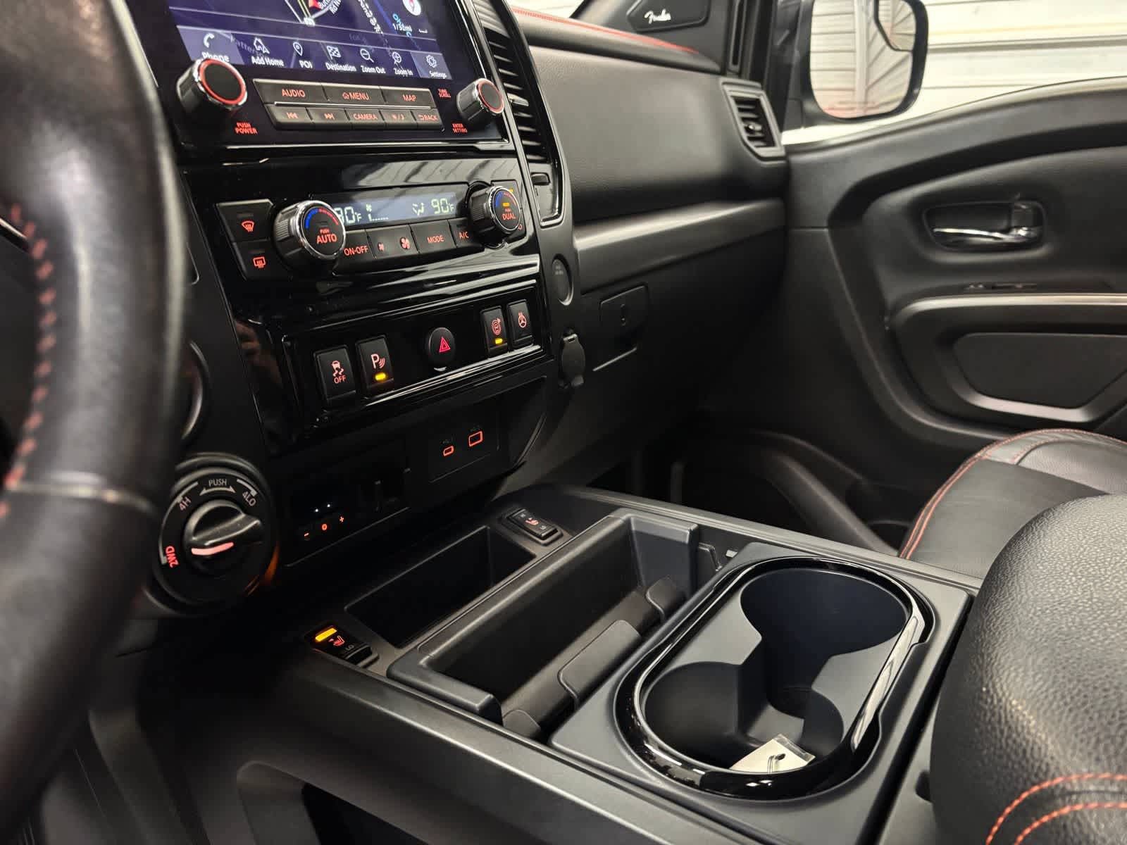 Used 2021 Nissan Titan PRO-4X w/ Pro-4x Convenience Package AWD/4WD image 19