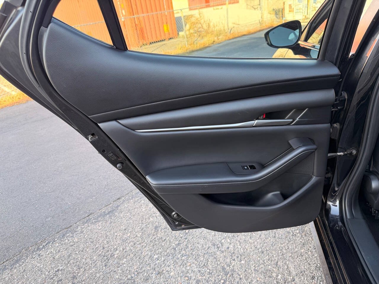 Used 2021 MAZDA MAZDA3 s FWD image 26