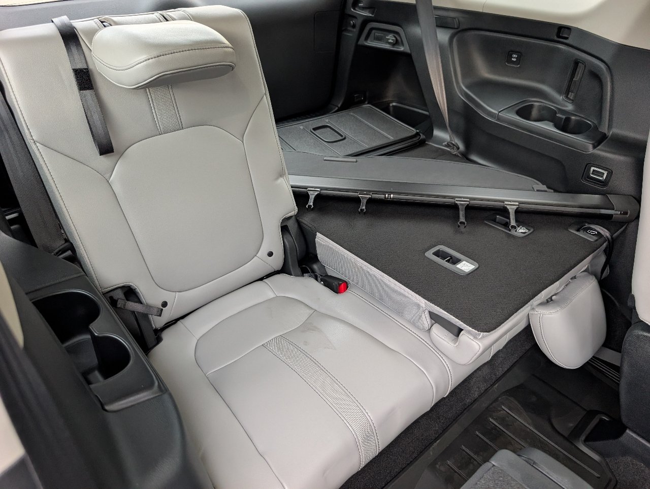 Used 2025 Honda Pilot EX-L image 6