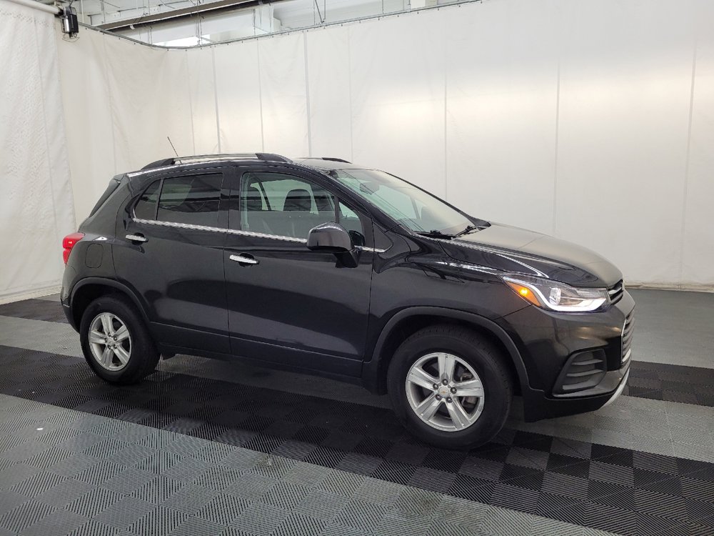 Used 2020 Chevrolet Trax LT w/ LT Convenience Package AWD/4WD image 11