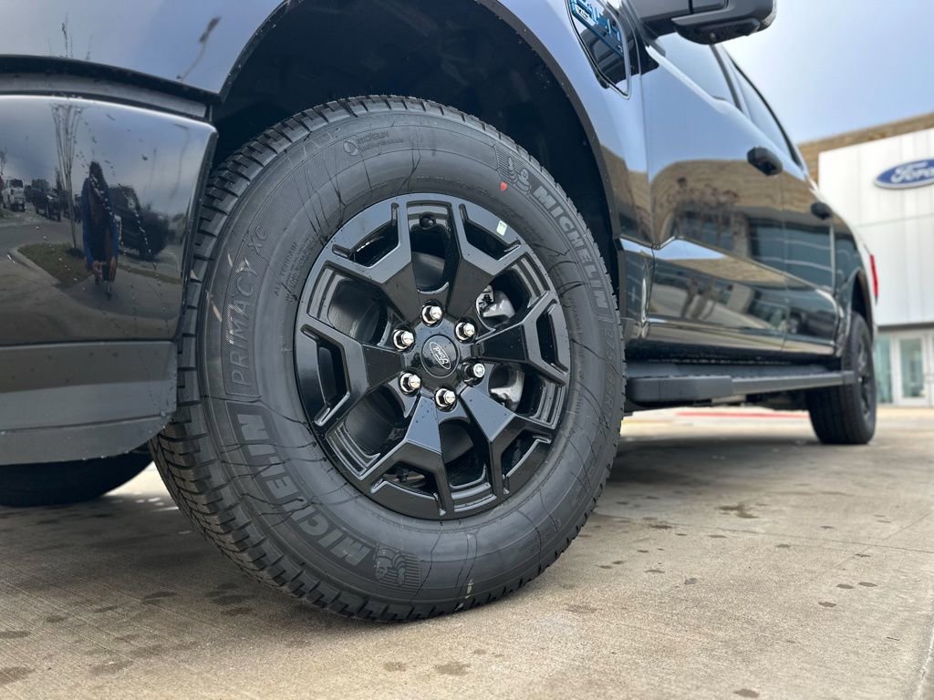 New 2025 Ford F150 Lightning XLT image 66