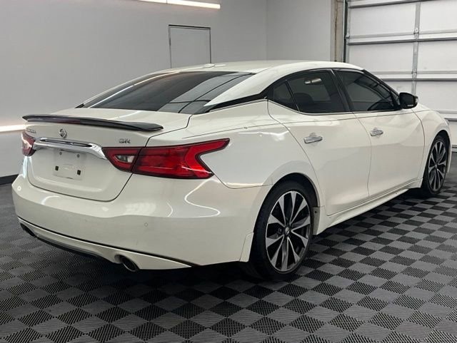 Used 2016 Nissan Maxima SR image 16