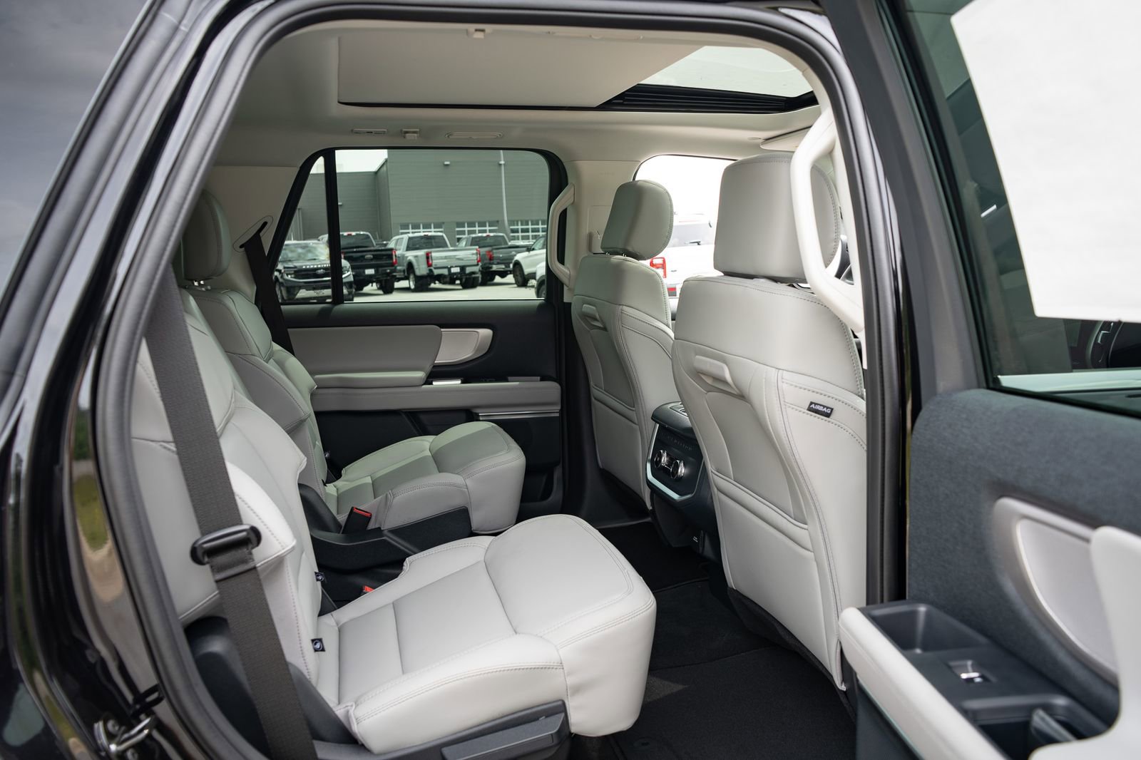 New 2026 Ford Expedition Active AWD/4WD image 22