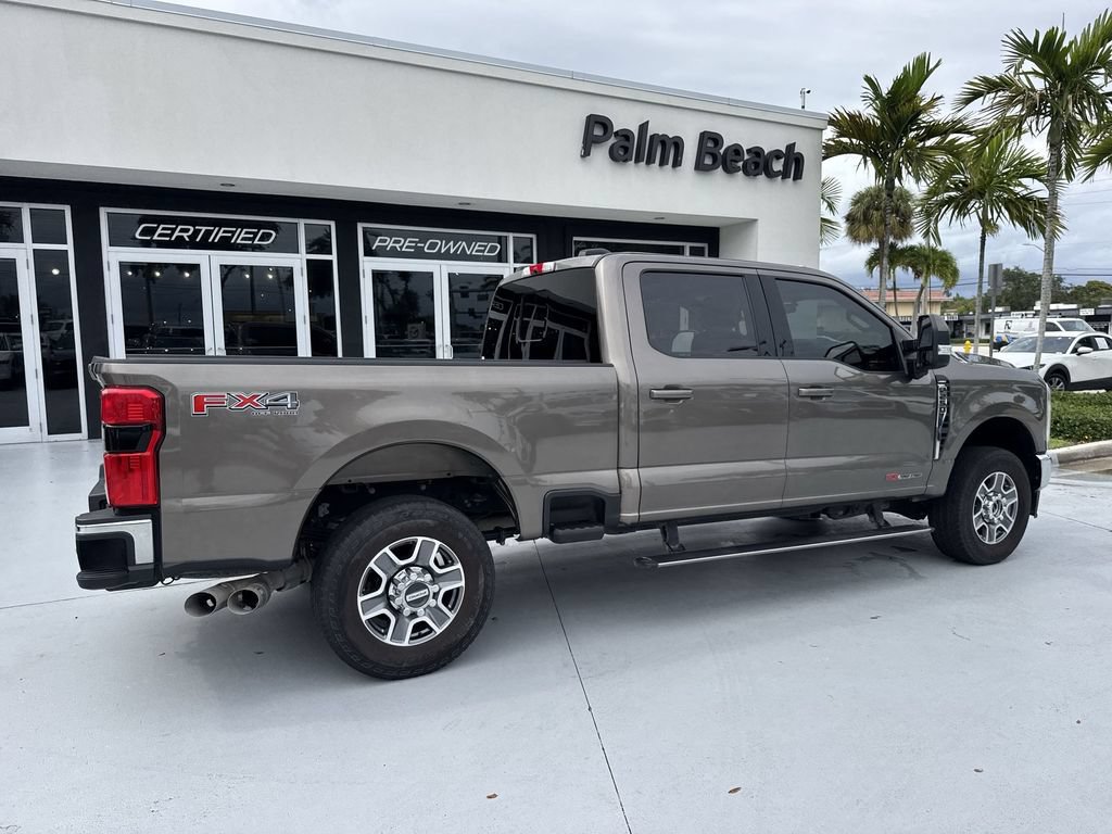 Used 2023 Ford F250 Lariat w/ Lariat Ultimate Package AWD/4WD image 4