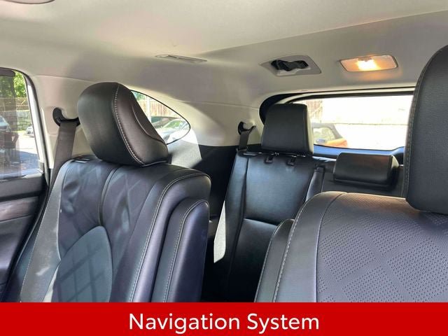 Used 2025 Toyota Highlander Platinum AWD/4WD image 15