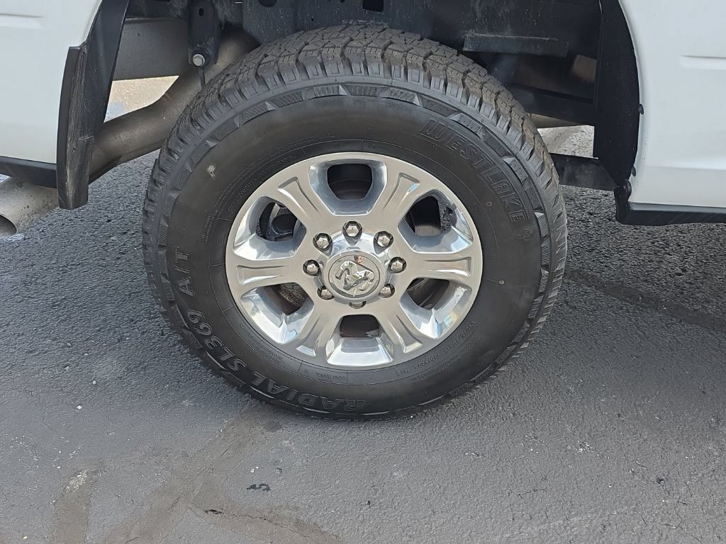 Used 2024 RAM 2500 Big Horn AWD/4WD image 17