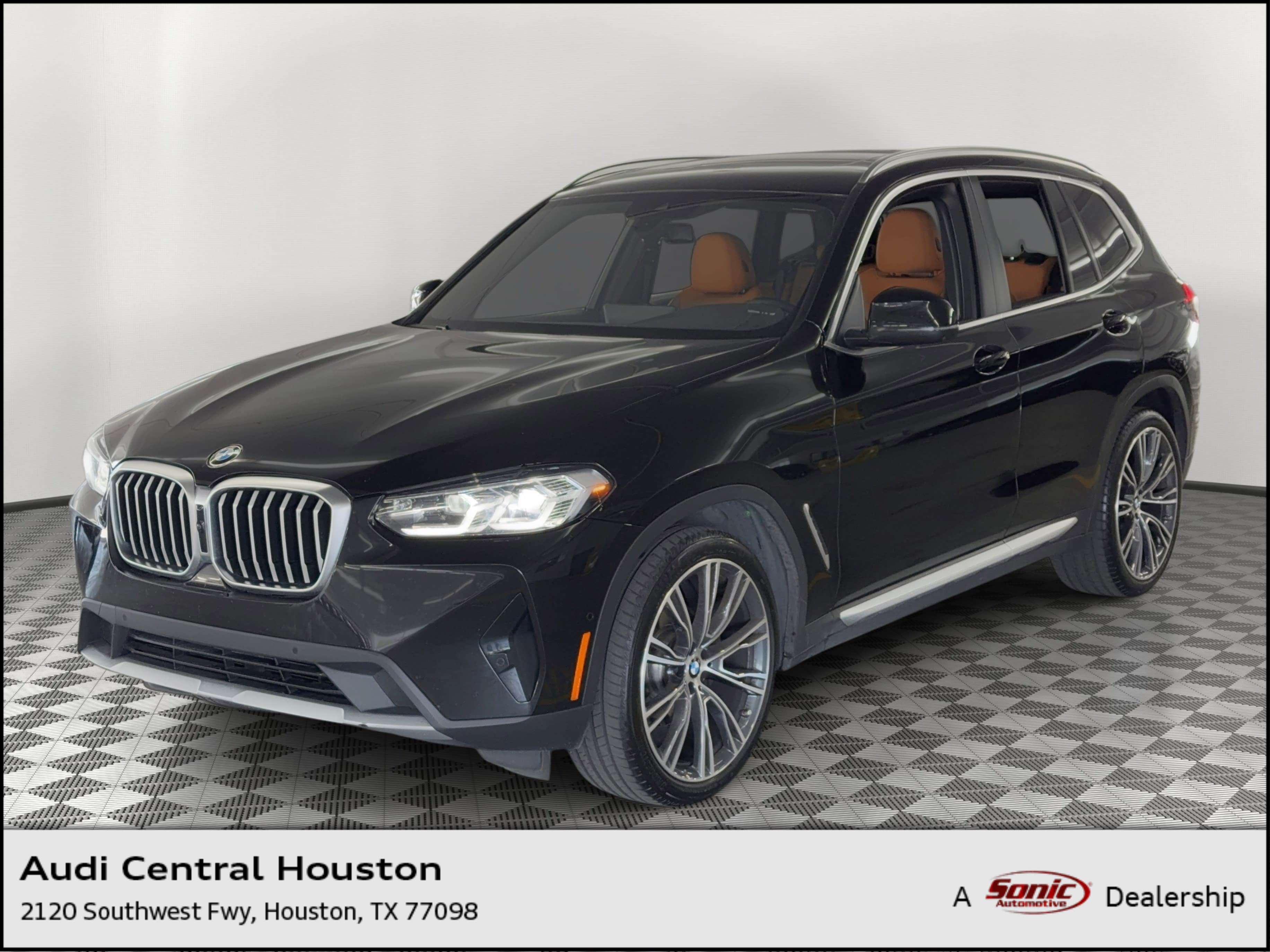 Used 2023 BMW X3 sDrive30i w/ Premium Package image 1