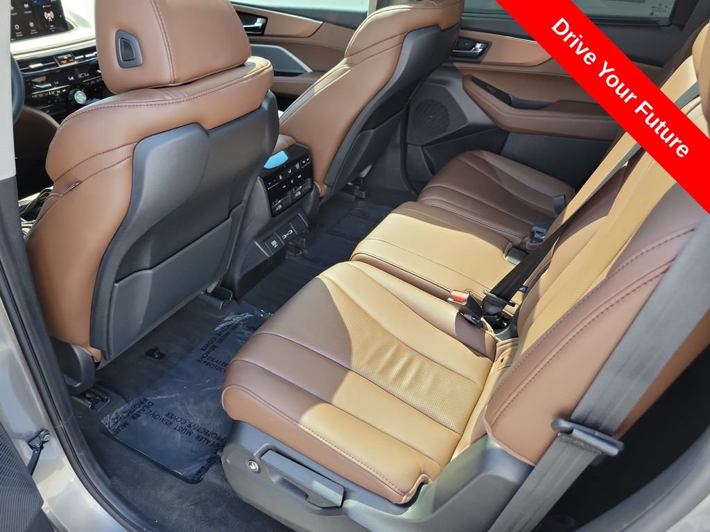 Used 2024 Acura MDX w/ Technology Package AWD/4WD image 26