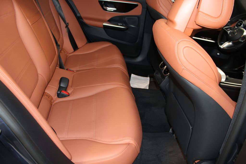 Used 2024 Mercedes-Benz C 300 Sedan image 30