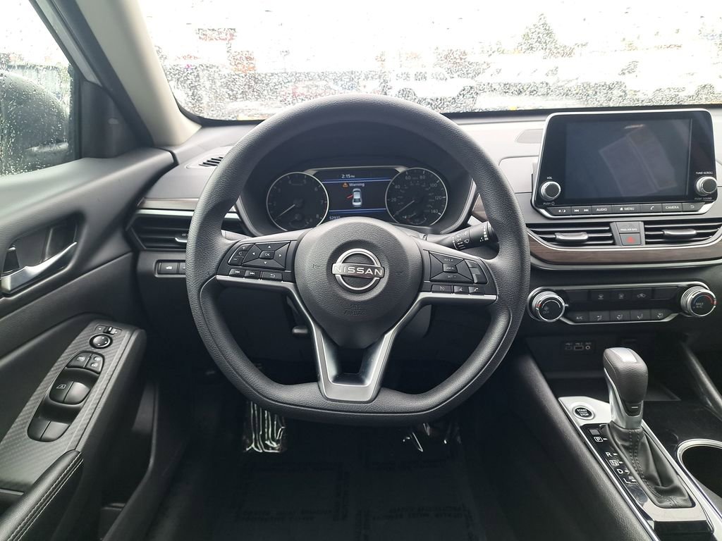 Used 2024 Nissan Altima 2.5 SV FWD image 22