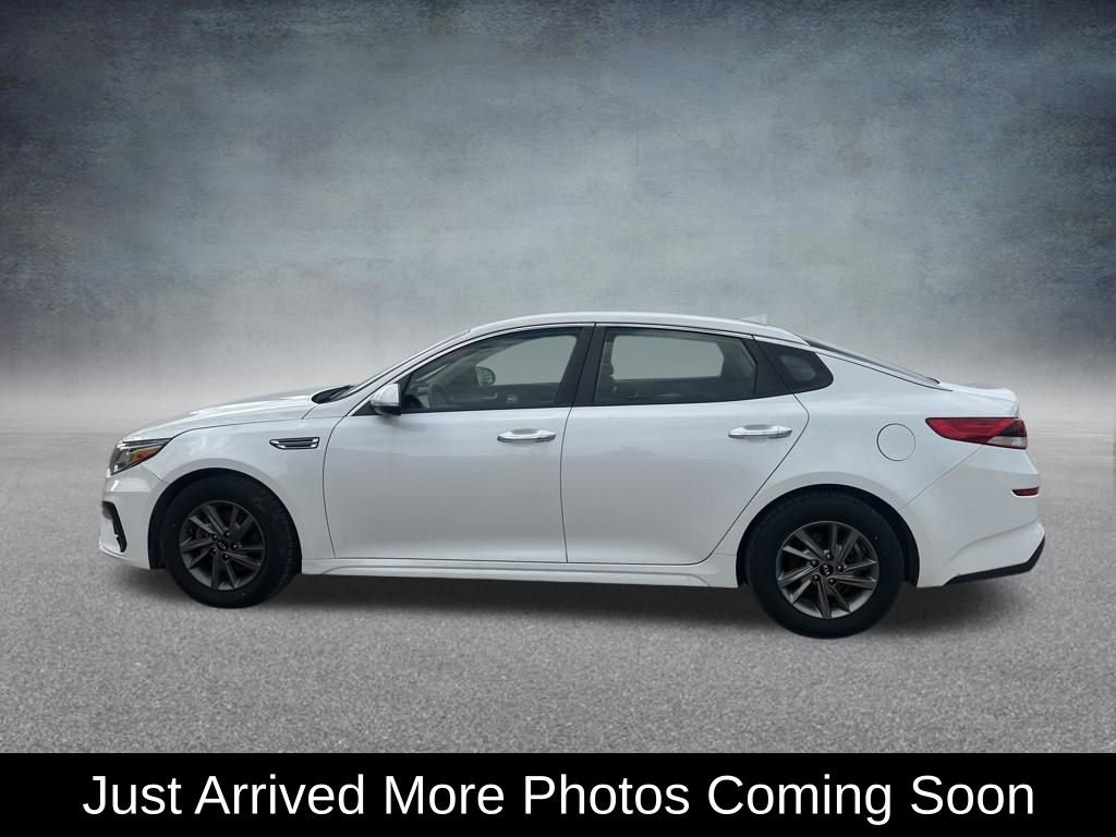Used 2020 Kia Optima LX image 2