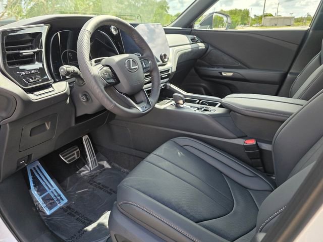 New 2026 Lexus TX 500h AWD image 24