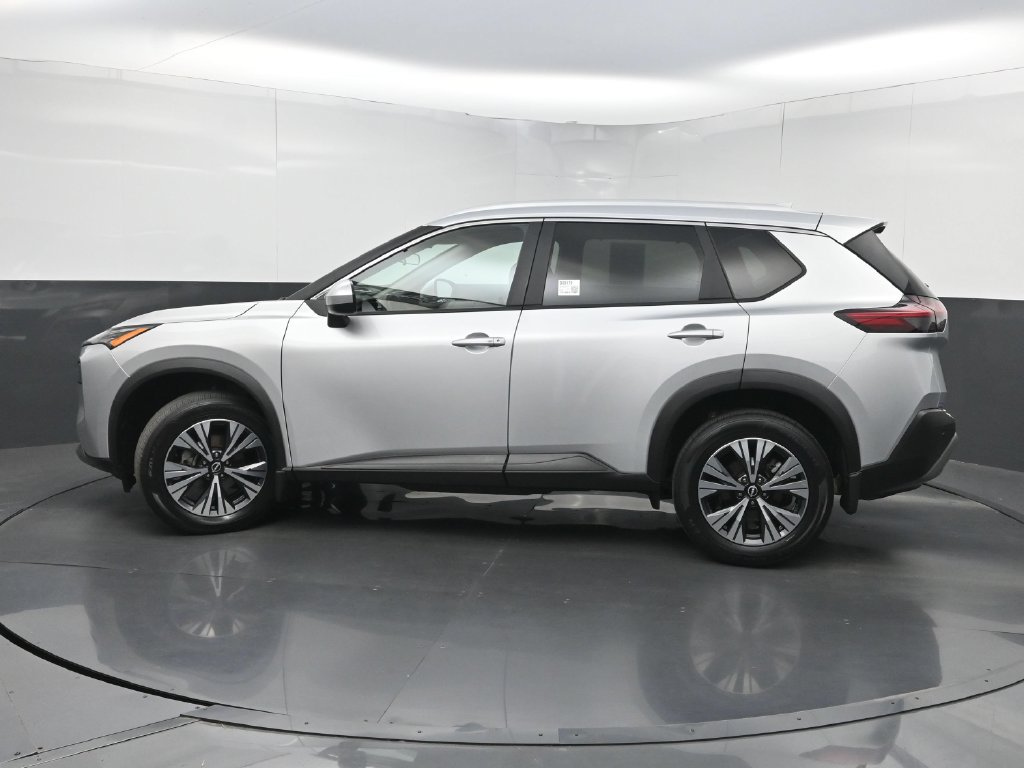 Used 2023 Nissan Rogue SV w/ SV Premium B Package FWD image 40