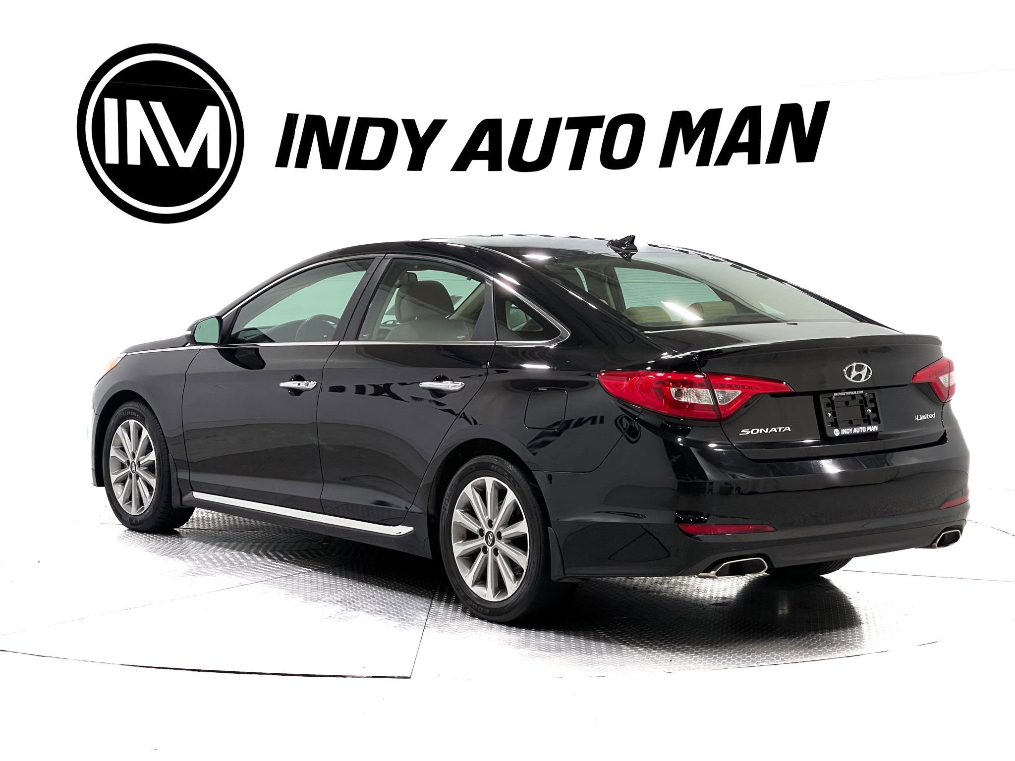 Used 2017 Hyundai Sonata Limited w/ Tech Package 03 FWD image 6