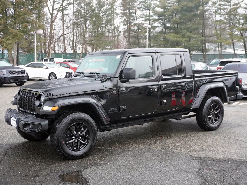 Used 2022 Jeep Gladiator Sport image 5