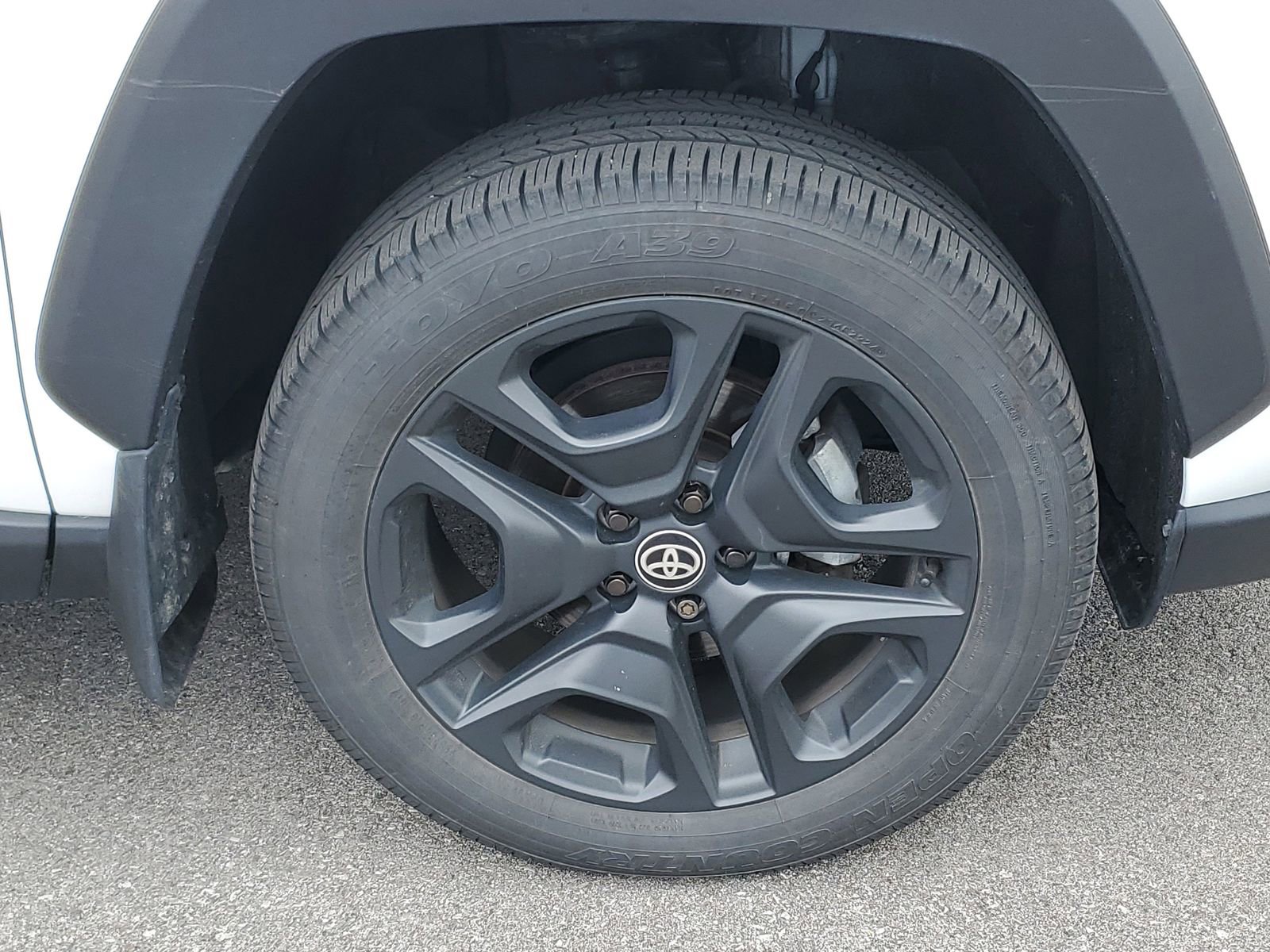 Used 2024 Toyota RAV4 Adventure w/ Convenience Package image 6