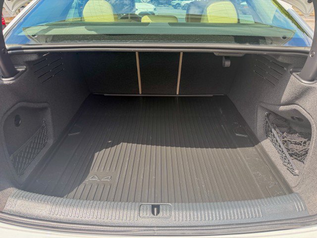 Used 2018 Audi A4 2.0T Premium Plus w/ Premium Plus Package AWD/4WD image 19