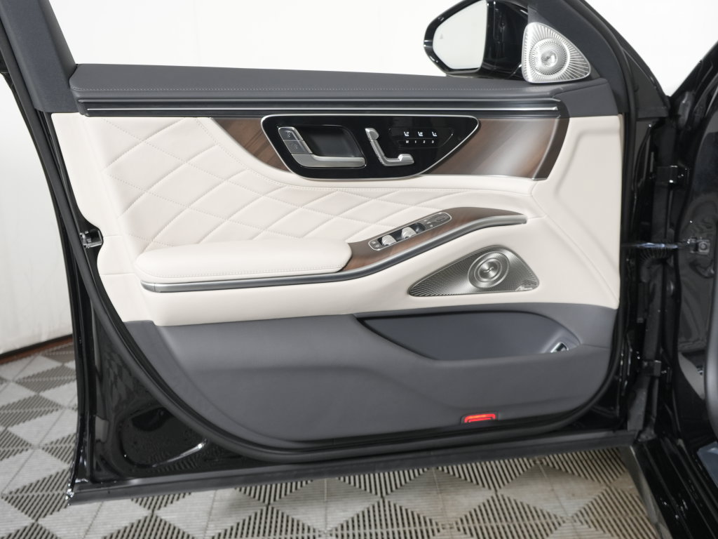 New 2027 Mercedes-Benz S 580 4MATIC Sedan image 24