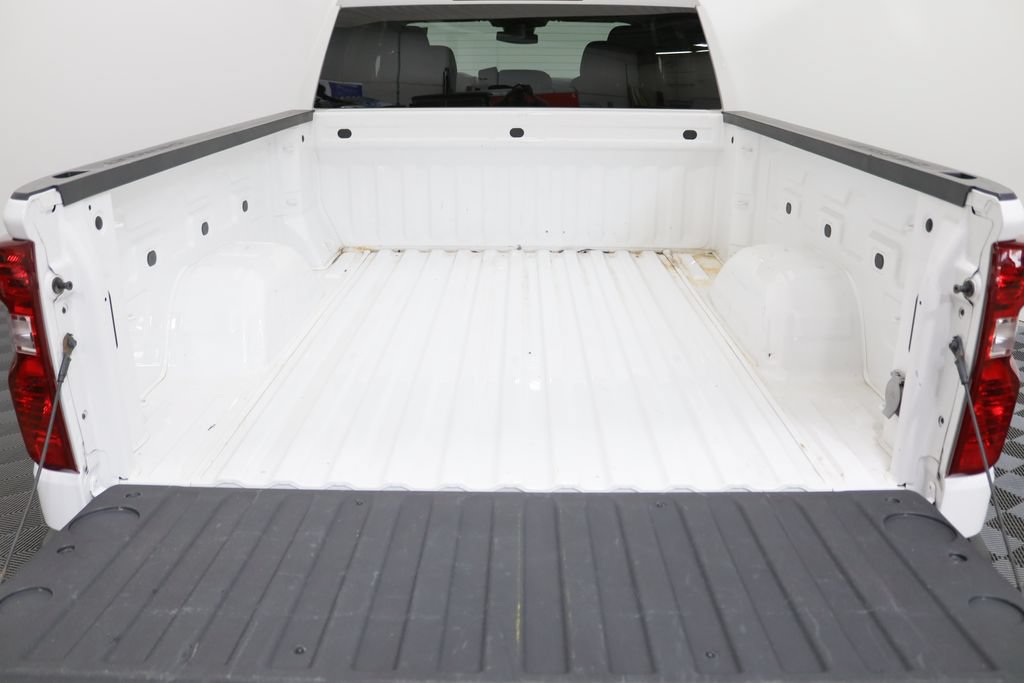Used 2023 Chevrolet Silverado 1500 LT AWD/4WD image 30