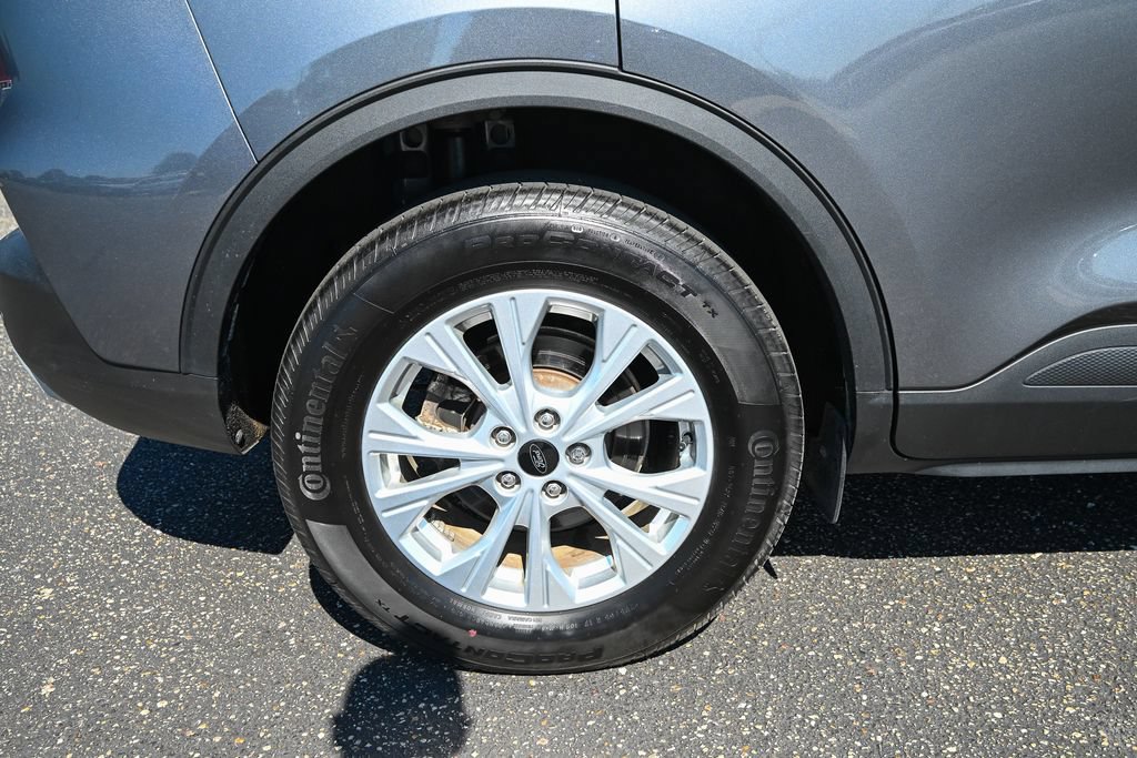 Used 2023 Ford Escape Active w/ Tech Pack #2 AWD/4WD image 14
