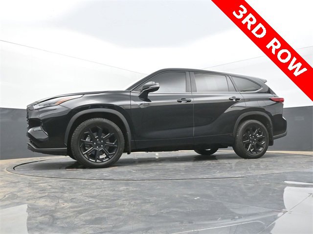 Used 2023 Toyota Highlander L image 44