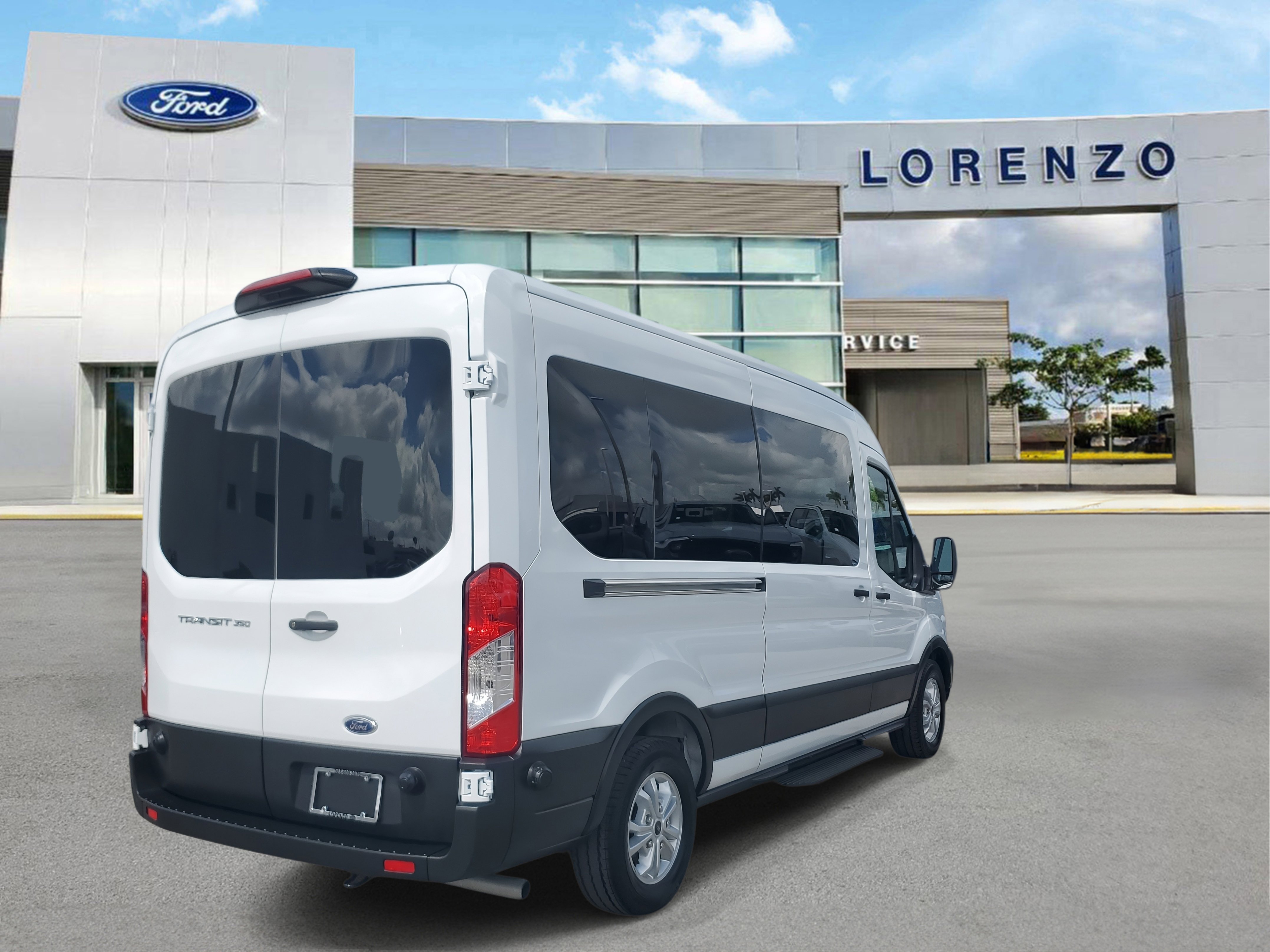 Used 2025 Ford Transit 350 XL image 6