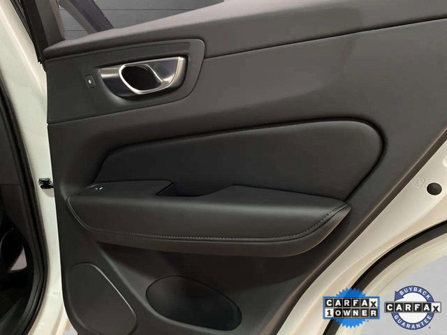 Used 2025 Volvo XC60 B5 Plus image 75