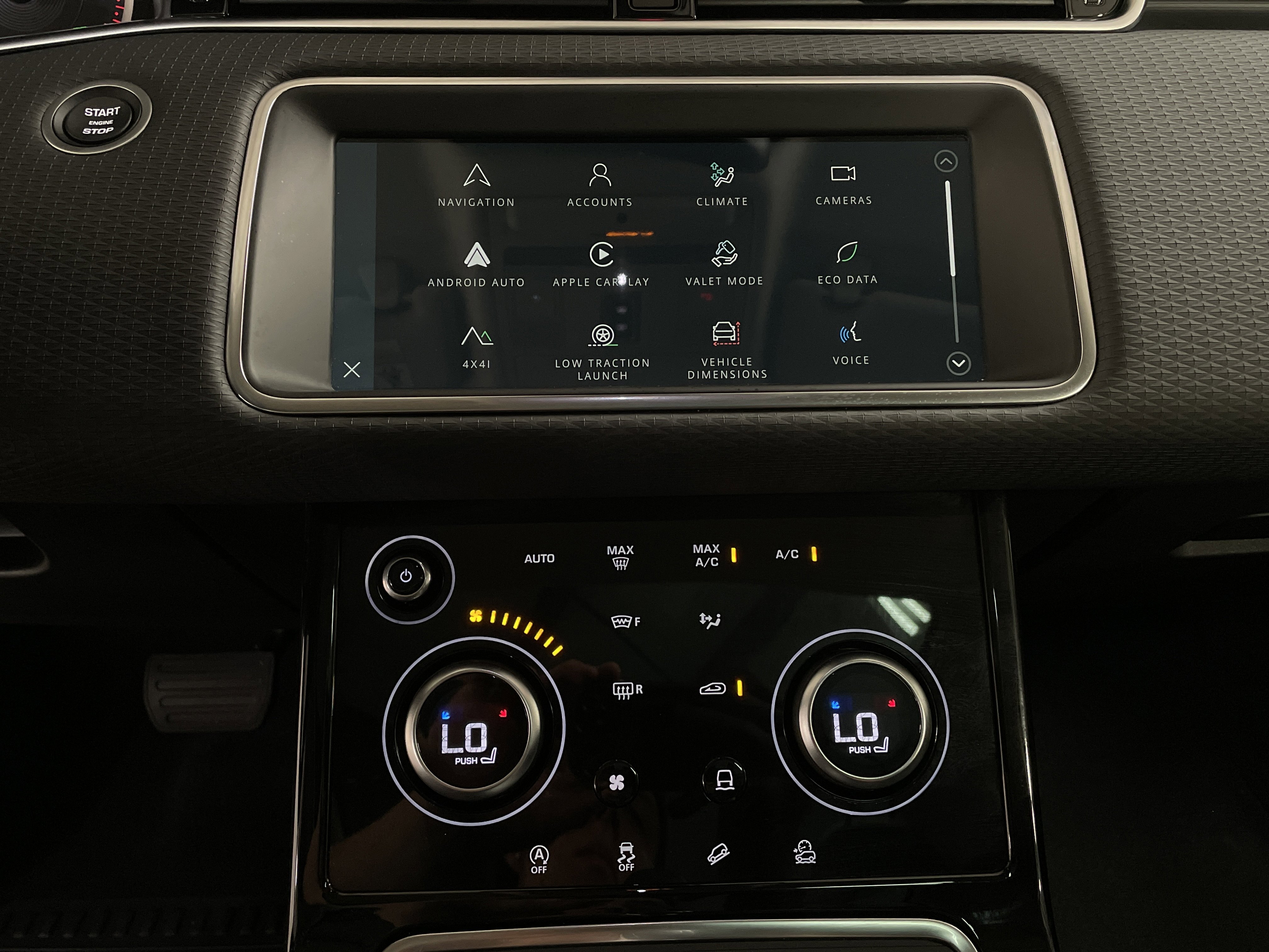 Used 2022 Land Rover Range Rover Evoque S AWD/4WD image 16