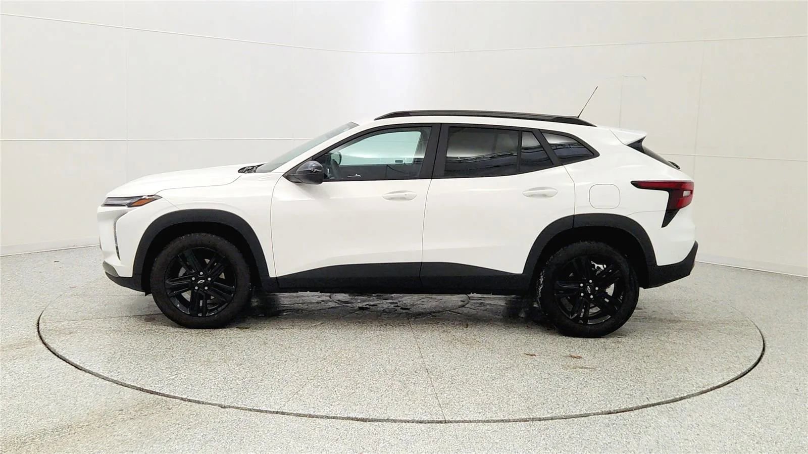 Used 2025 Chevrolet Trax ACTIV w/ Driver Confidence Package image 4