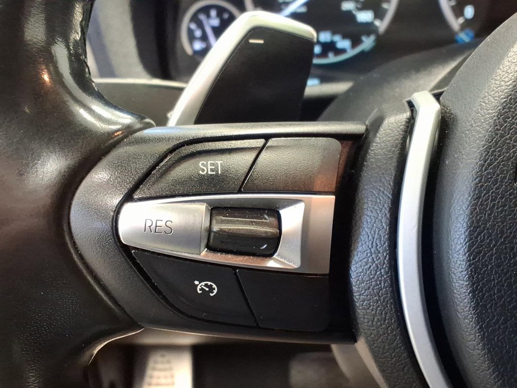 Used 2018 BMW X4 M40i image 9