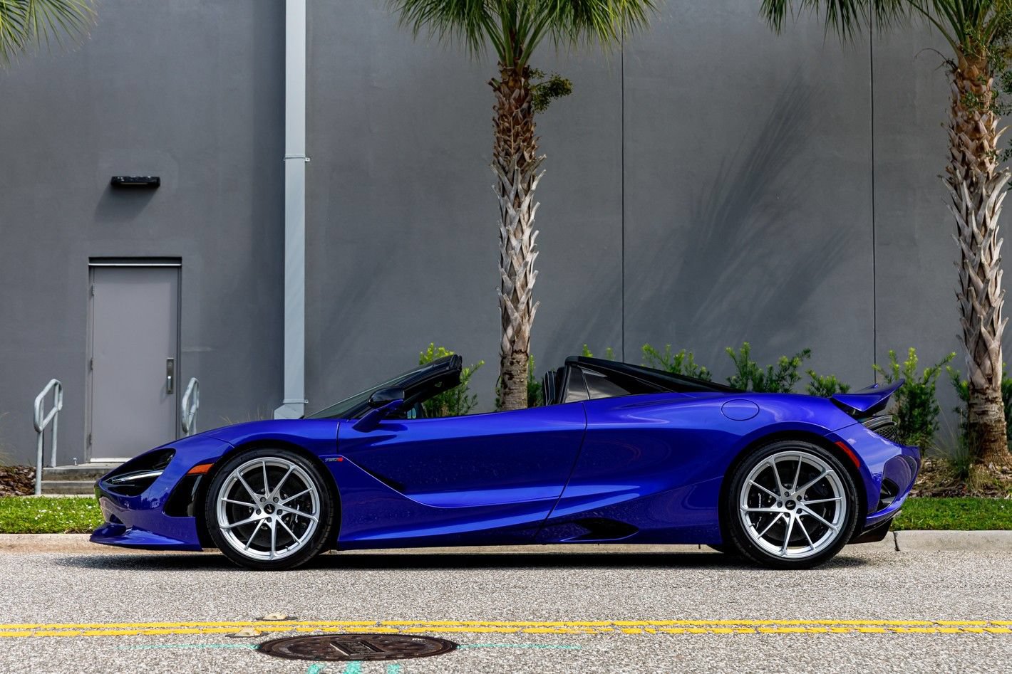 New 2026 McLaren 750S Spider RWD image 43