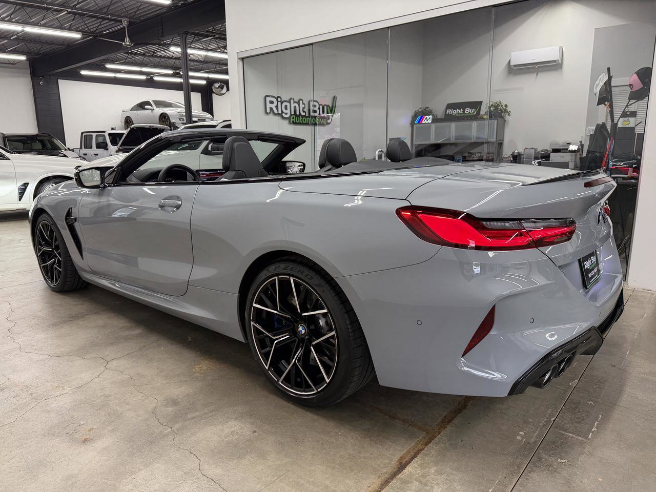Used 2025 BMW M8 Competition w/ M Carbon Exterior Package AWD/4WD image 12