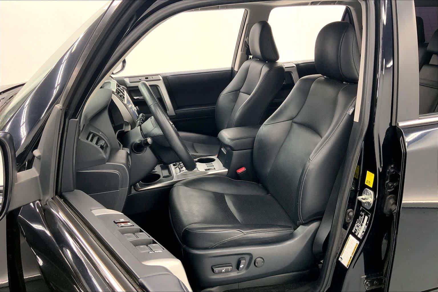 Used 2023 Toyota 4Runner Limited AWD/4WD image 21