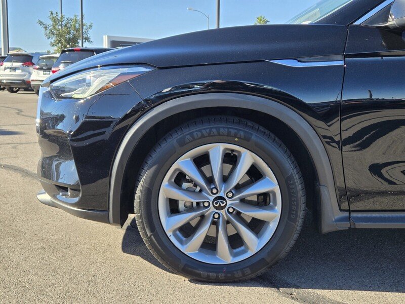 Used 2021 INFINITI QX50 Luxe AWD/4WD image 10