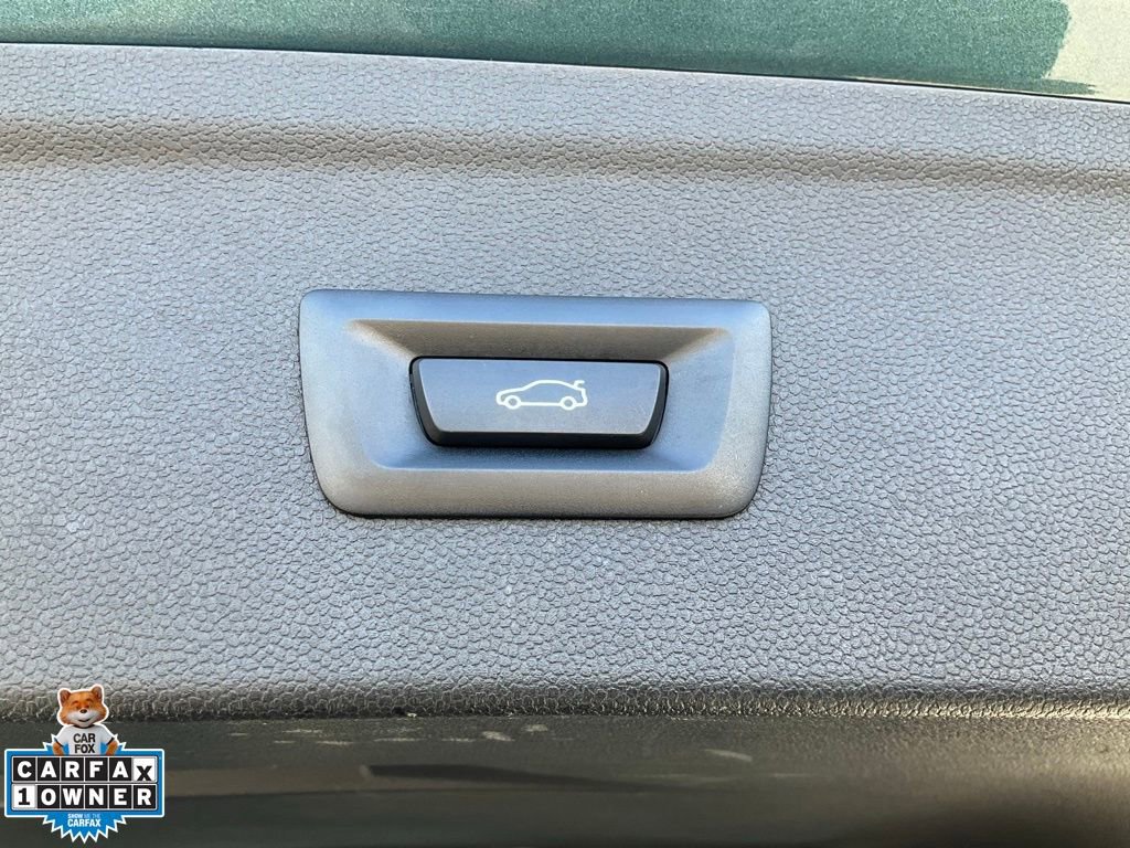 Used 2023 BMW iX xDrive50 w/ Premium Package image 11