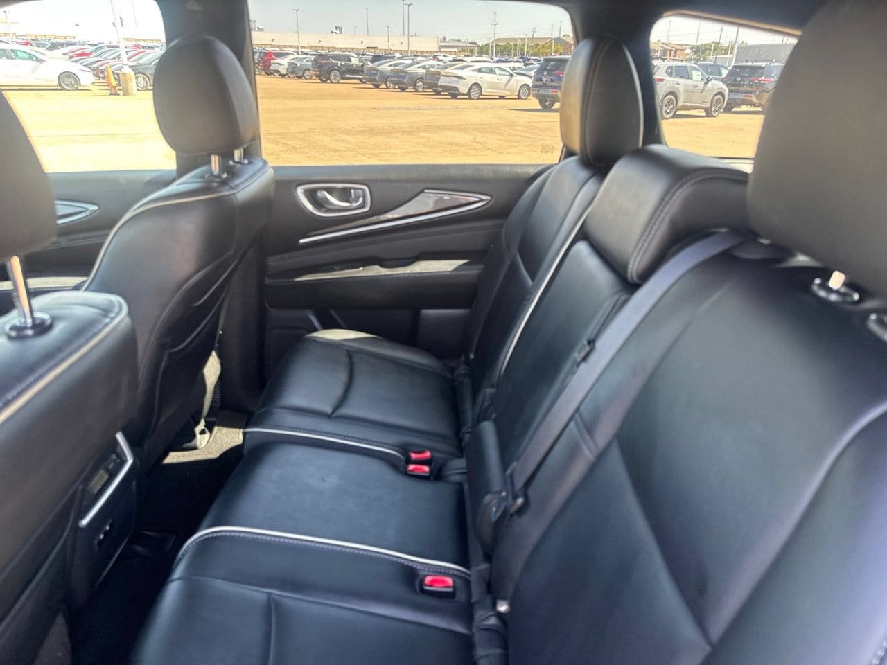 Used 2020 INFINITI QX60 Luxe w/ Edition 30 Essential Package FWD image 43