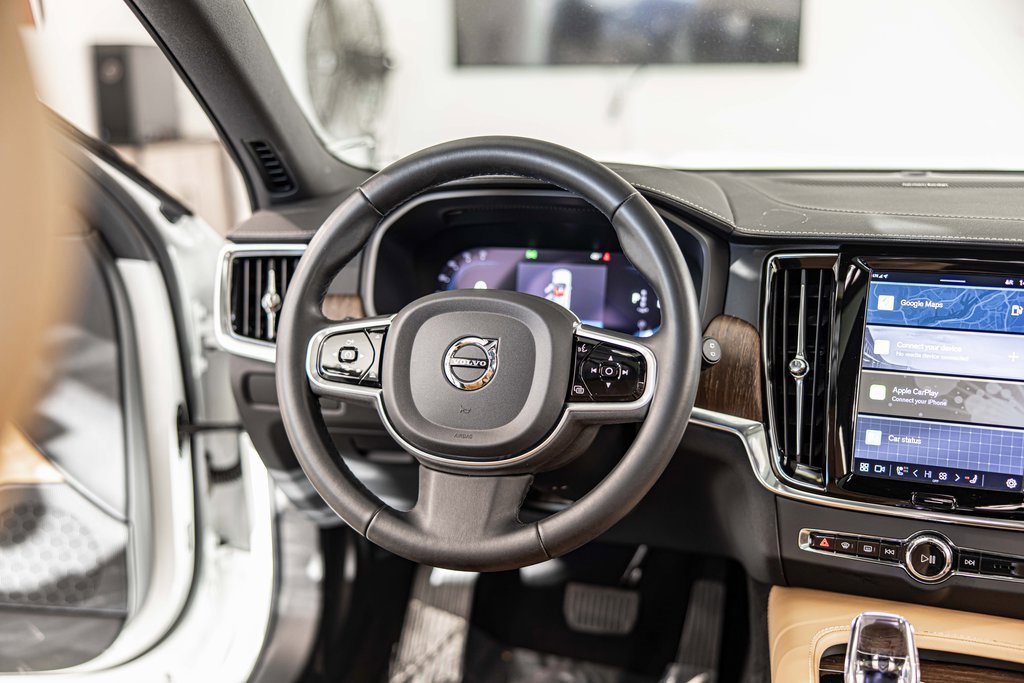 Used 2023 Volvo V90 B6 Cross Country Ultimate w/ Climate Package image 37