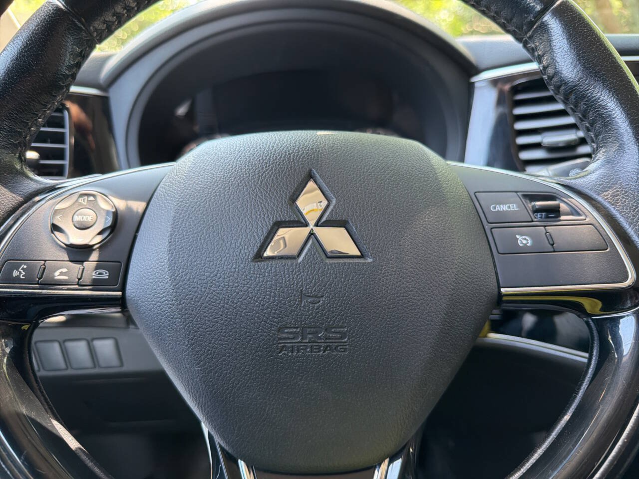 Used 2016 Mitsubishi Outlander SE FWD image 8