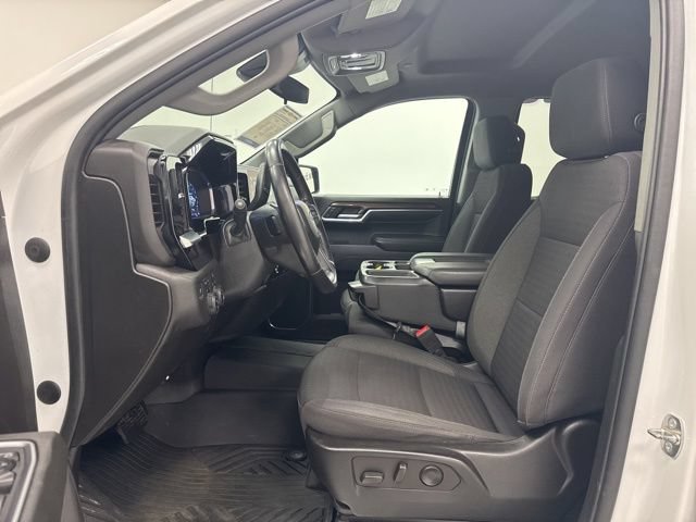 Used 2022 Chevrolet Silverado 1500 RST AWD/4WD image 24