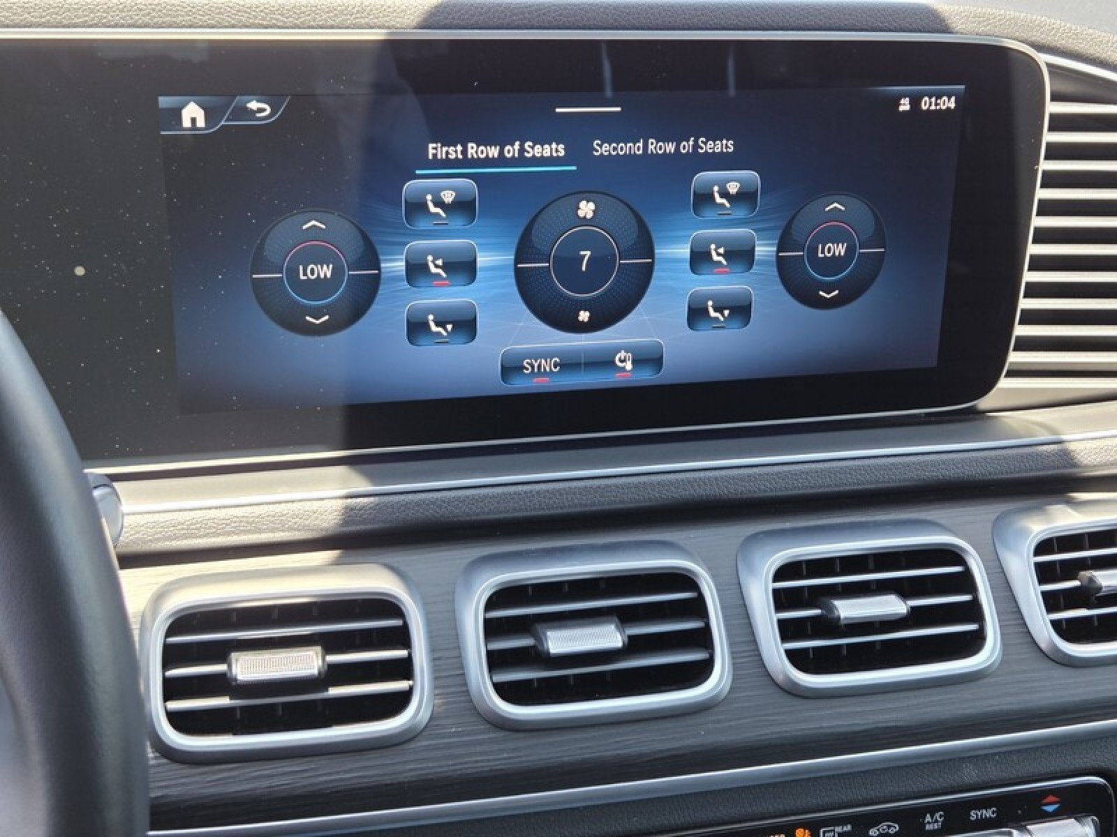Certified 2024 Mercedes-Benz GLE 350 4MATIC image 32