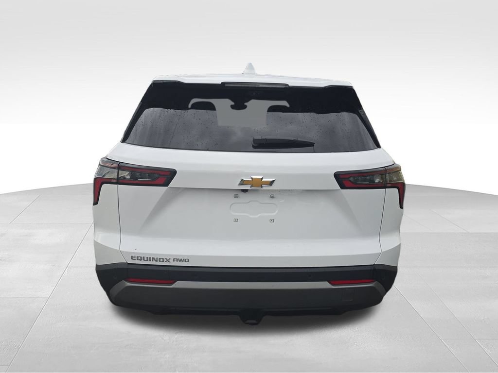 New 2026 Chevrolet Equinox LT w/ Safety and Technology Package AWD/4WD image 4
