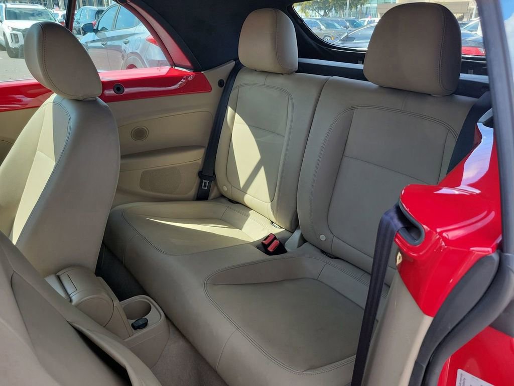 Used 2013 Volkswagen Beetle 2.5 image 20