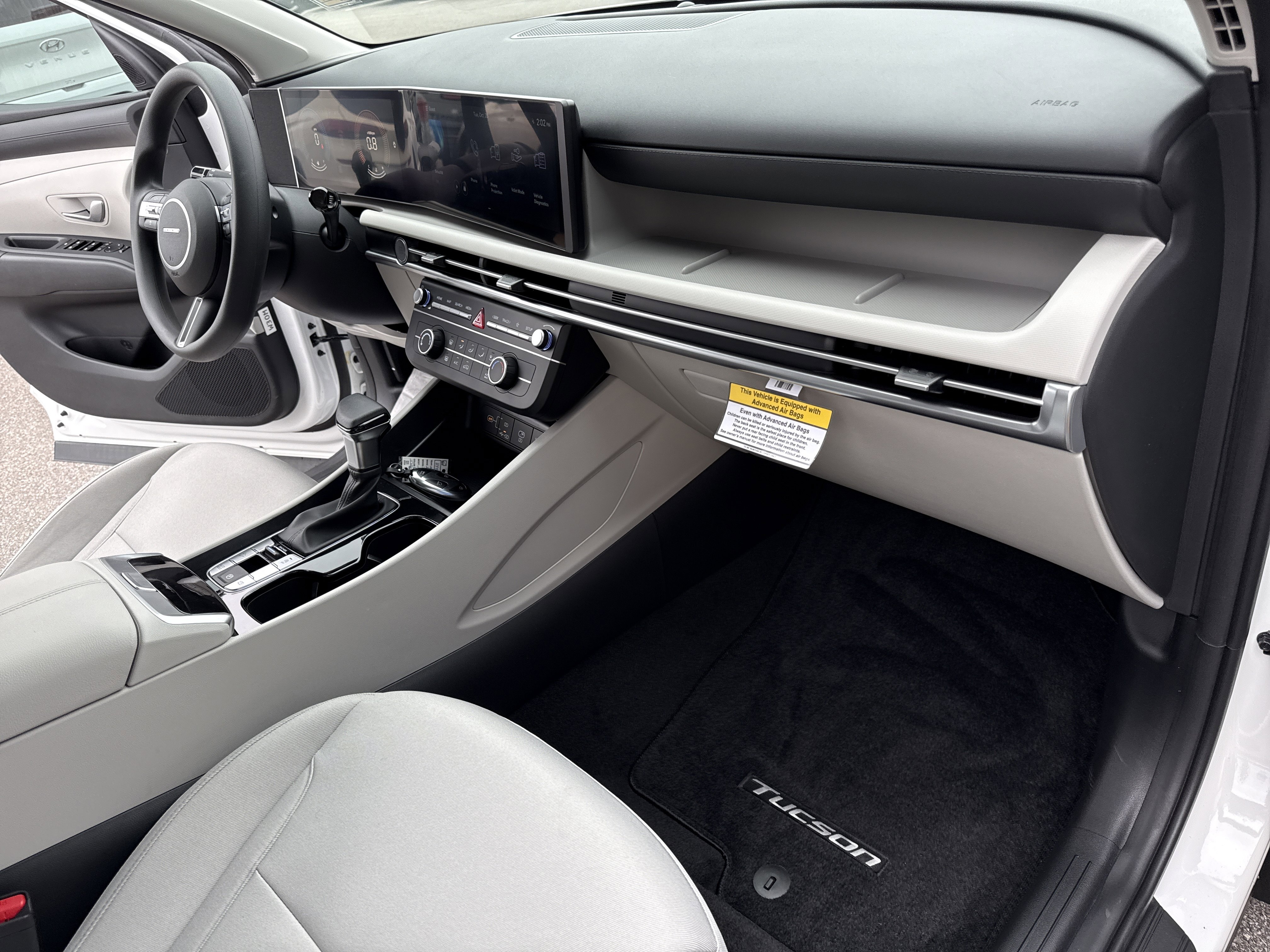 New 2026 Hyundai Tucson SE image 16