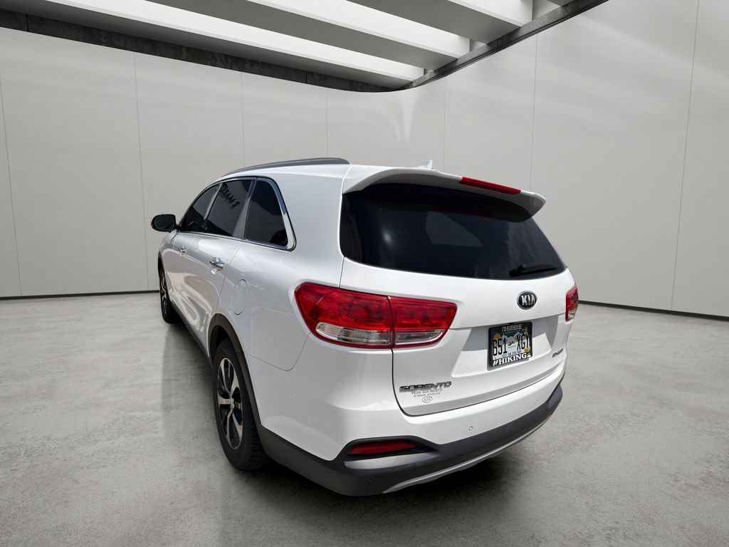 Used 2016 Kia Sorento EX AWD/4WD image 2