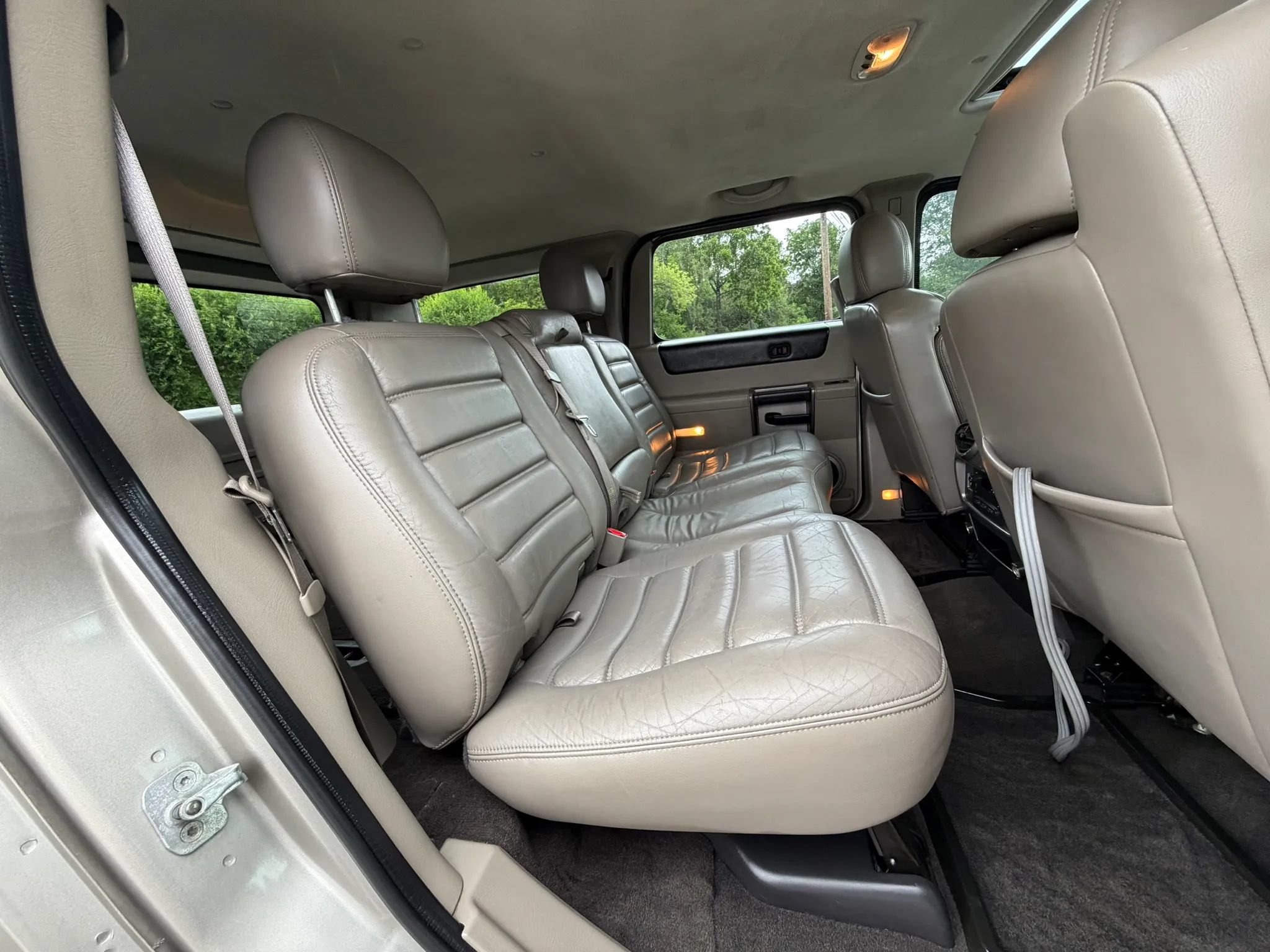 Used 2004 HUMMER H2 AWD/4WD image 18