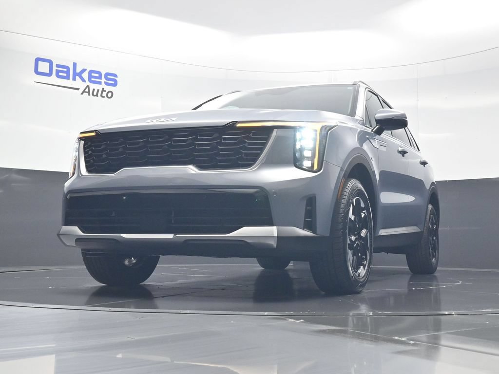 Certified 2025 Kia Sorento S AWD/4WD image 41