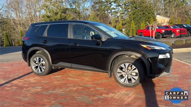 Used 2023 Nissan Rogue SV image 4